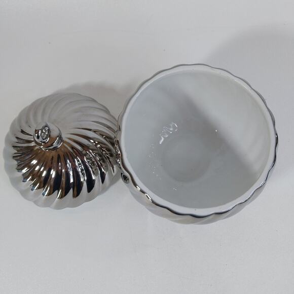 Silver Christmas Ornament Candy Dish with Lid Cindy Crawford Style - Picture 3 of 5